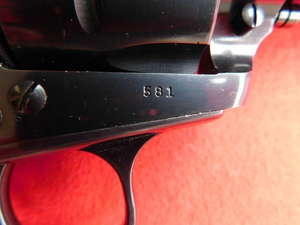 RSS #581 S/N close-up.
