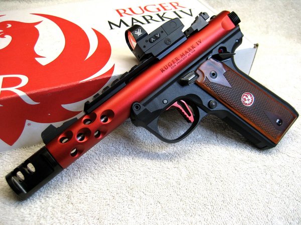 Ruger MkIV 22-45 Lite & Vortex Venom RDR Scope-4.JPG